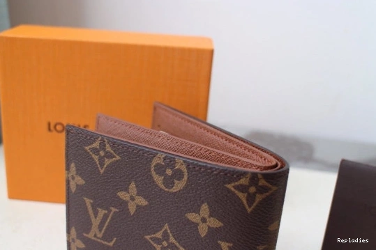 Rep ladies VUITTON WALLET AMERIGO LOUIS 0822